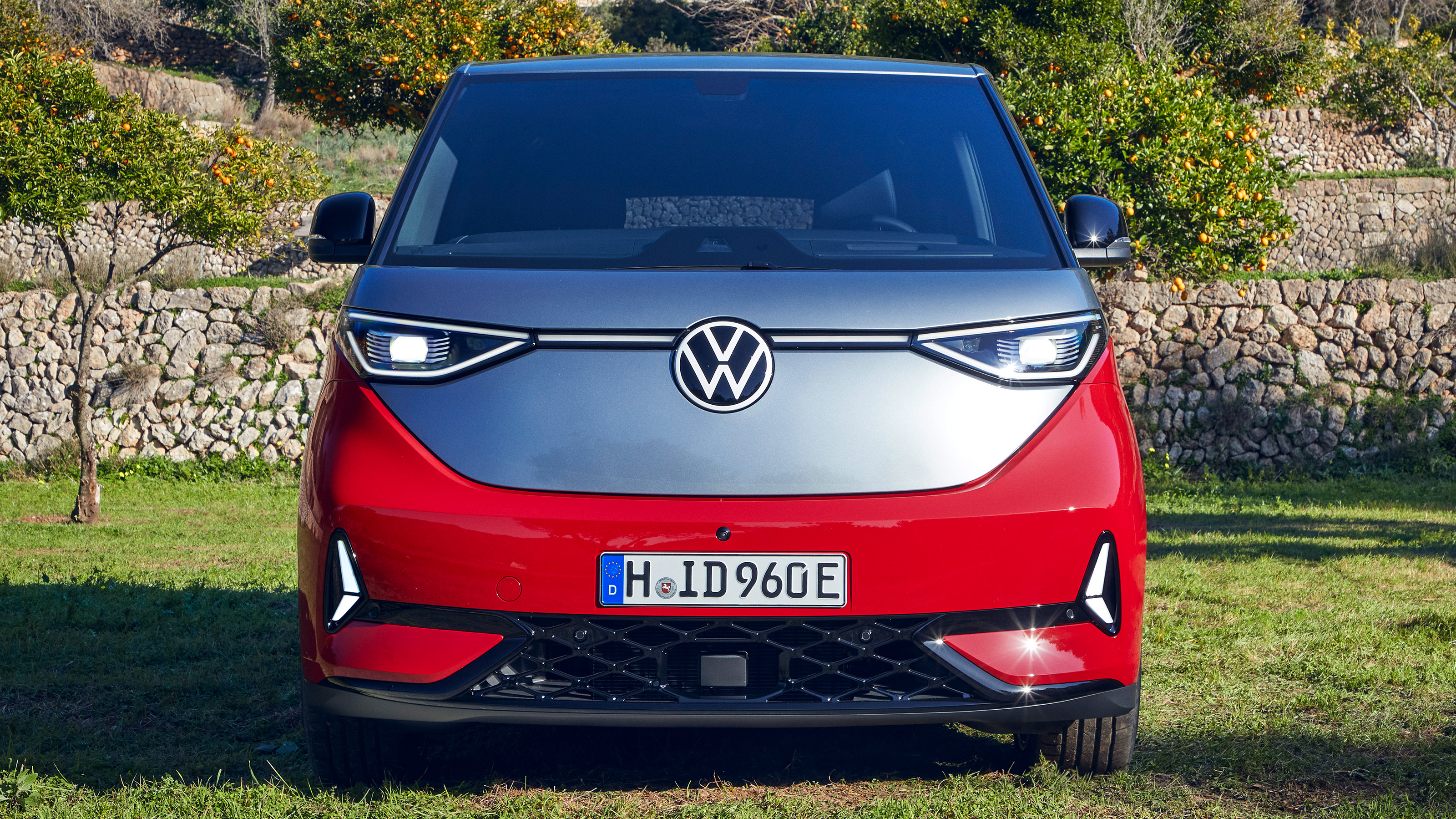 Volkswagen ID. Buzz GTX - full front