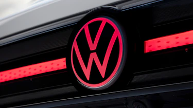 Volkswagen ID7 GTX Tourer - VW badge