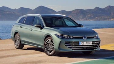 Volkswagen Passat - front static