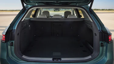 Volkswagen Passat - boot