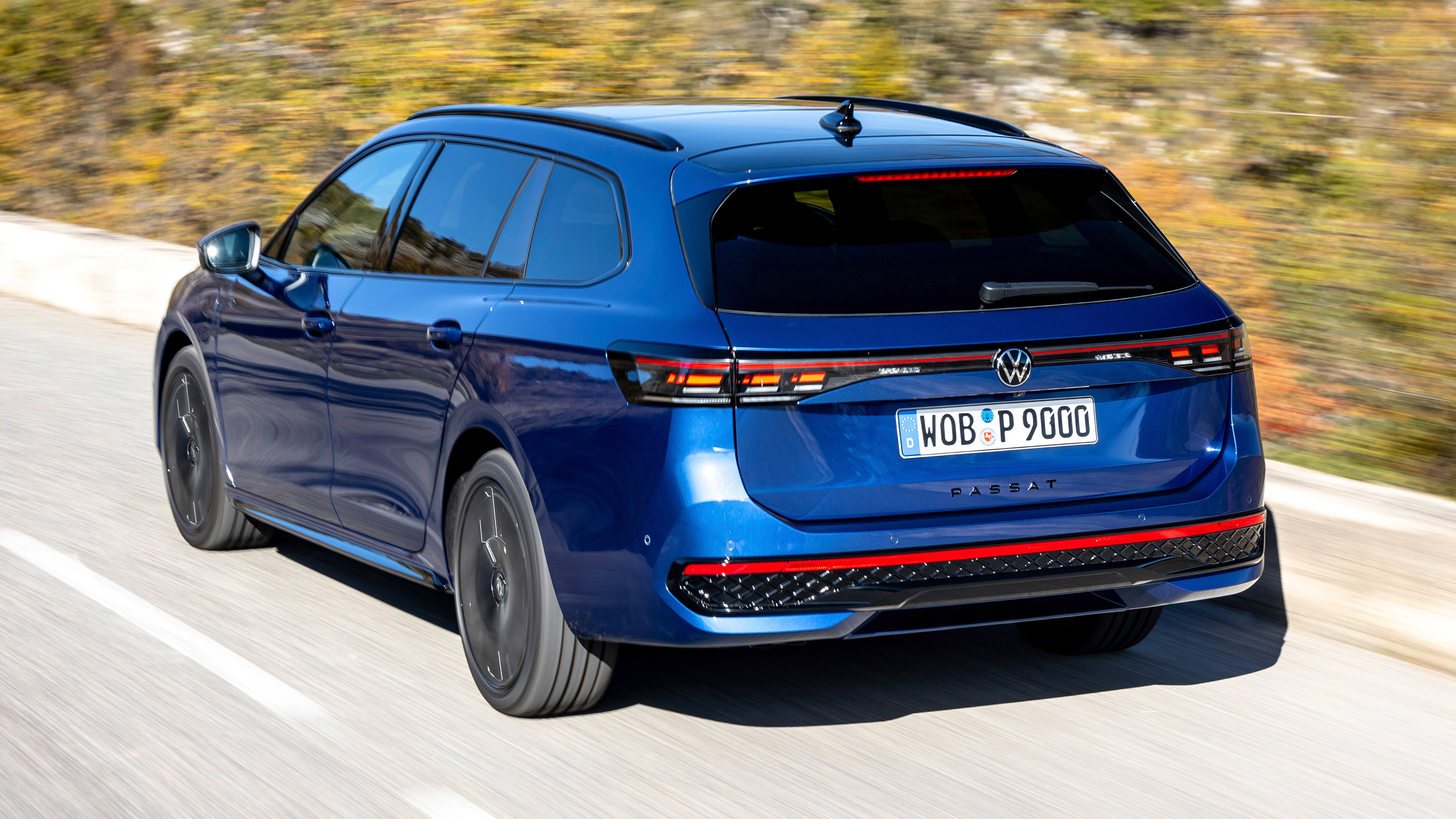 Volkswagen Passat PHEV - rear action