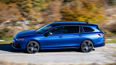 Volkswagen Passat PHEV - side