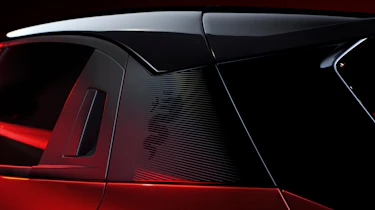 Alfa Romeo Milano - exterior c-pillar