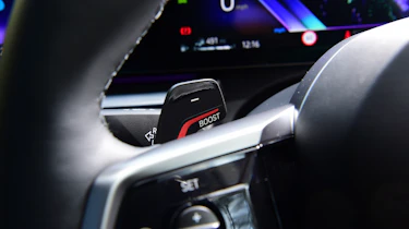 BMW 530e - regenerative braking adjustment paddle