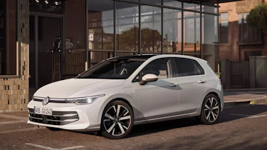 Facelifted Volkswagen Golf - front static