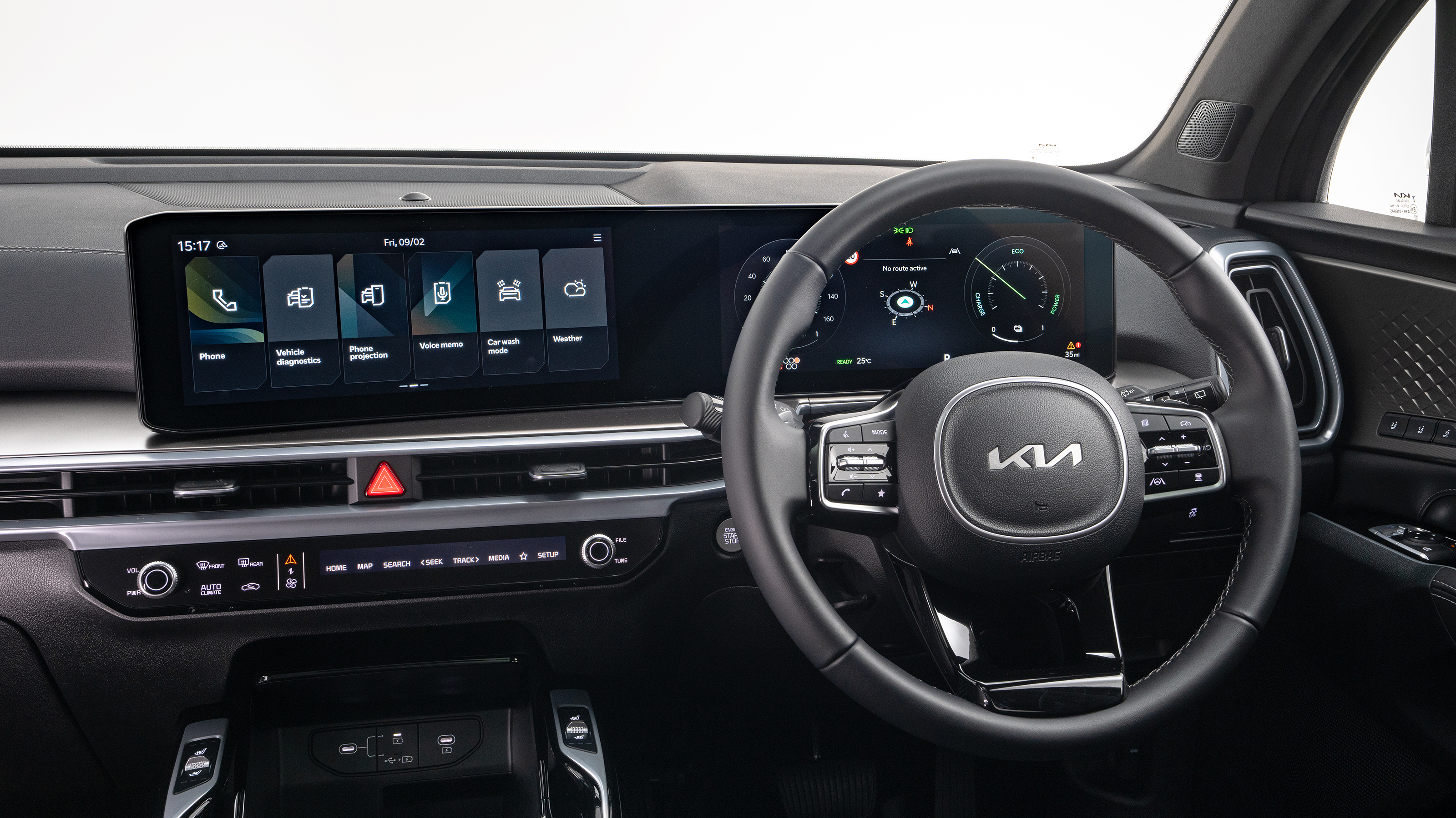2024 Kia Sorento - driver's displays and steering wheel