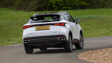 2024 Omoda 5 prototype - rear action