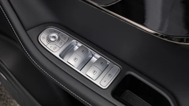 2024 Omoda 5 prototype - window controls