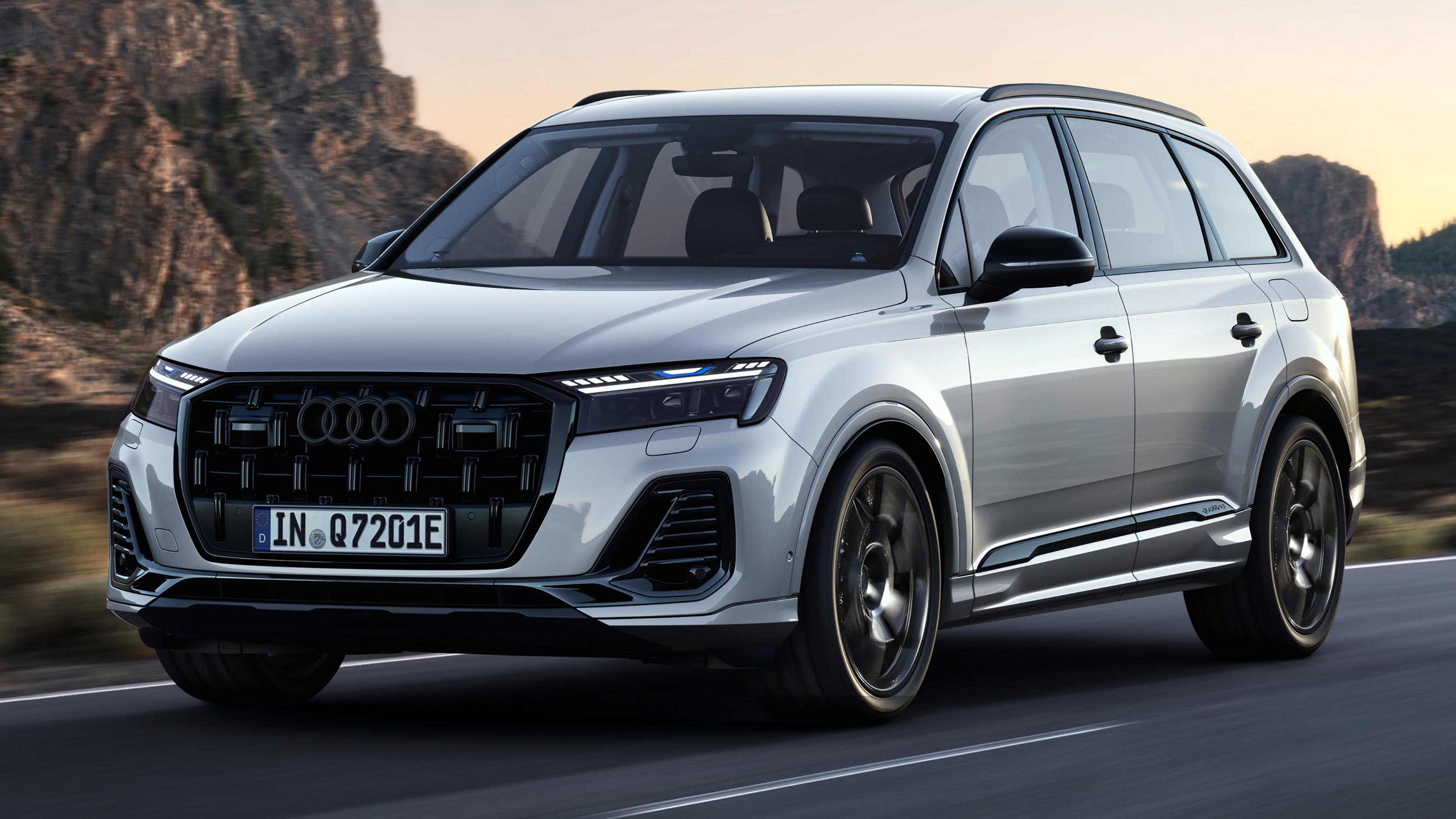 Updated Audi Q7 in Silver
