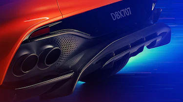 Aston Martin DBX707 - exhausts