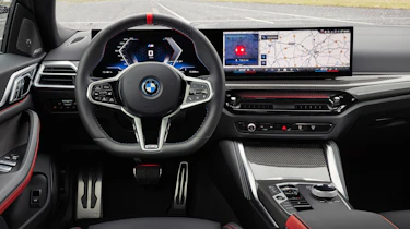 BMW i4 facelift - dash