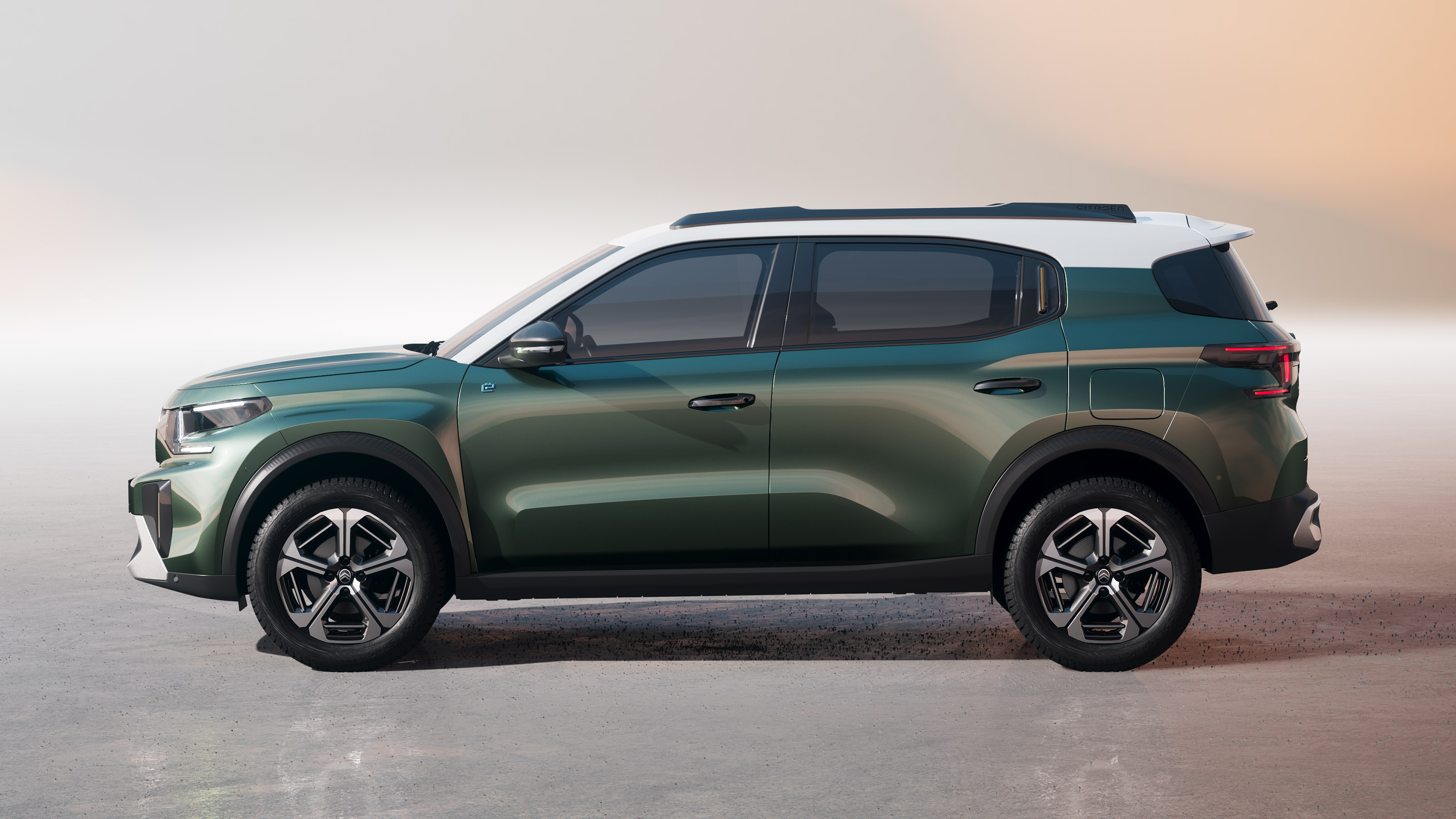 Citroen C3 Aircross - side