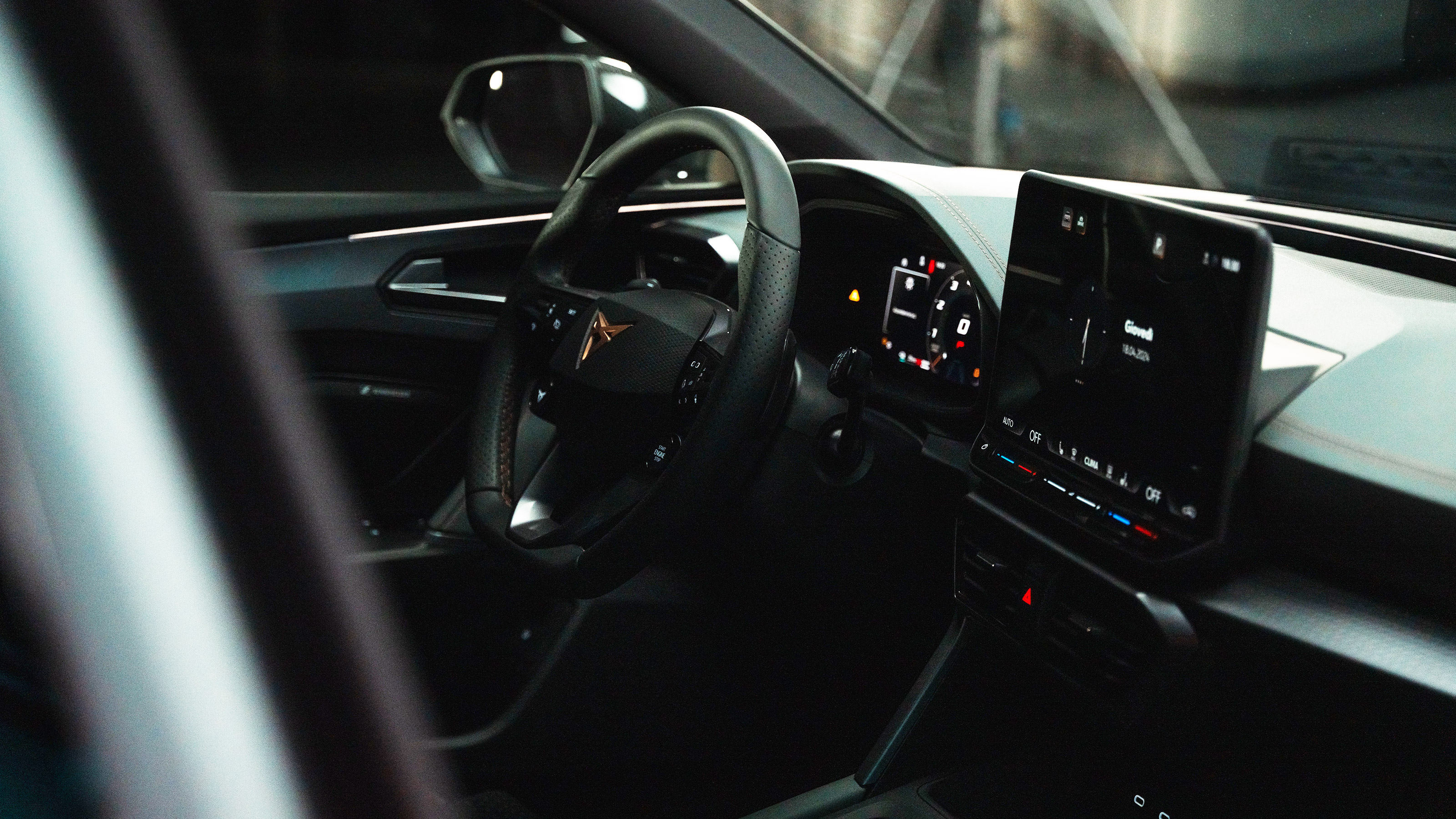 Cupra Leon facelift - interior