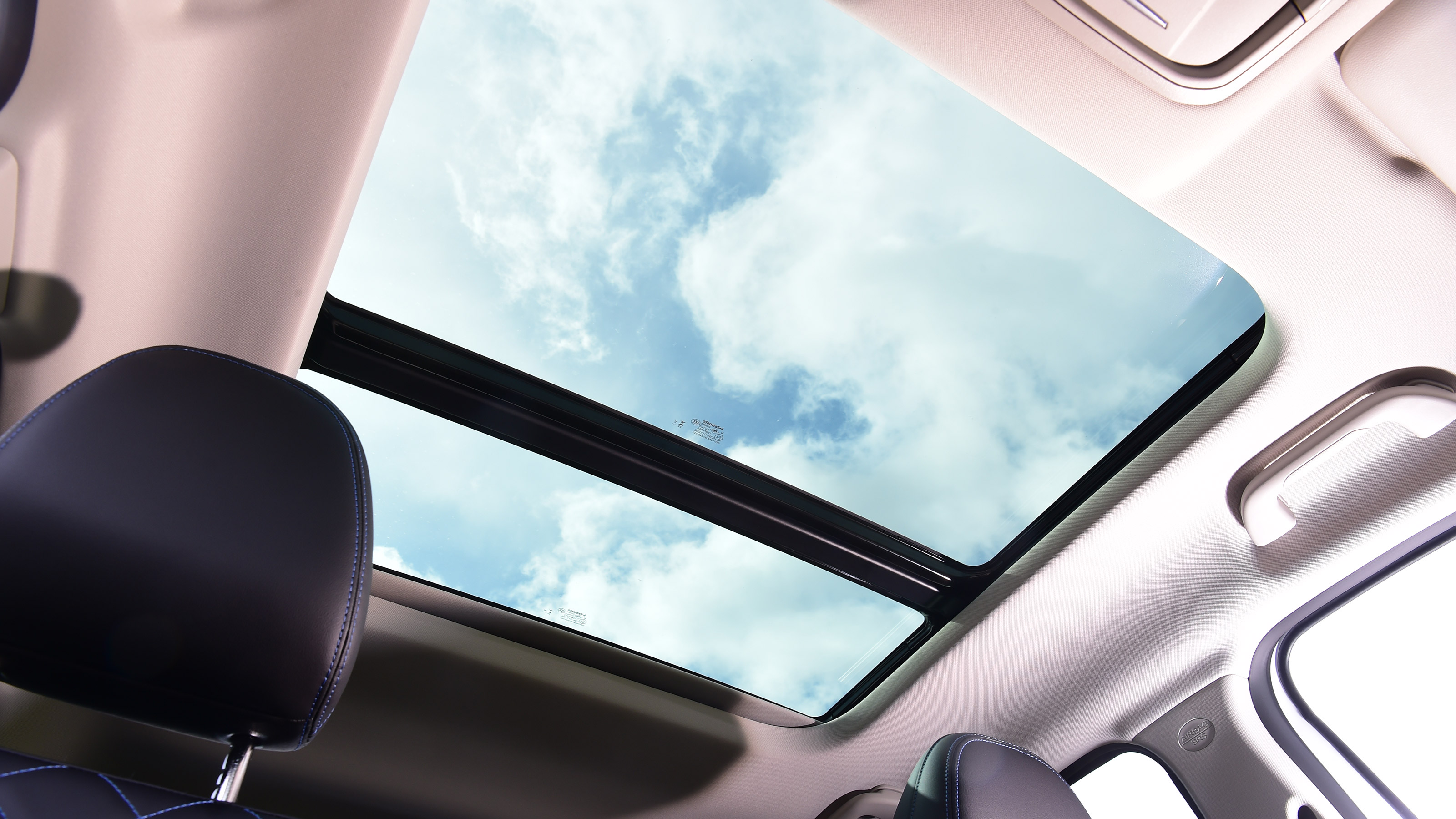 GWM Ora 03 PRO+ - roof