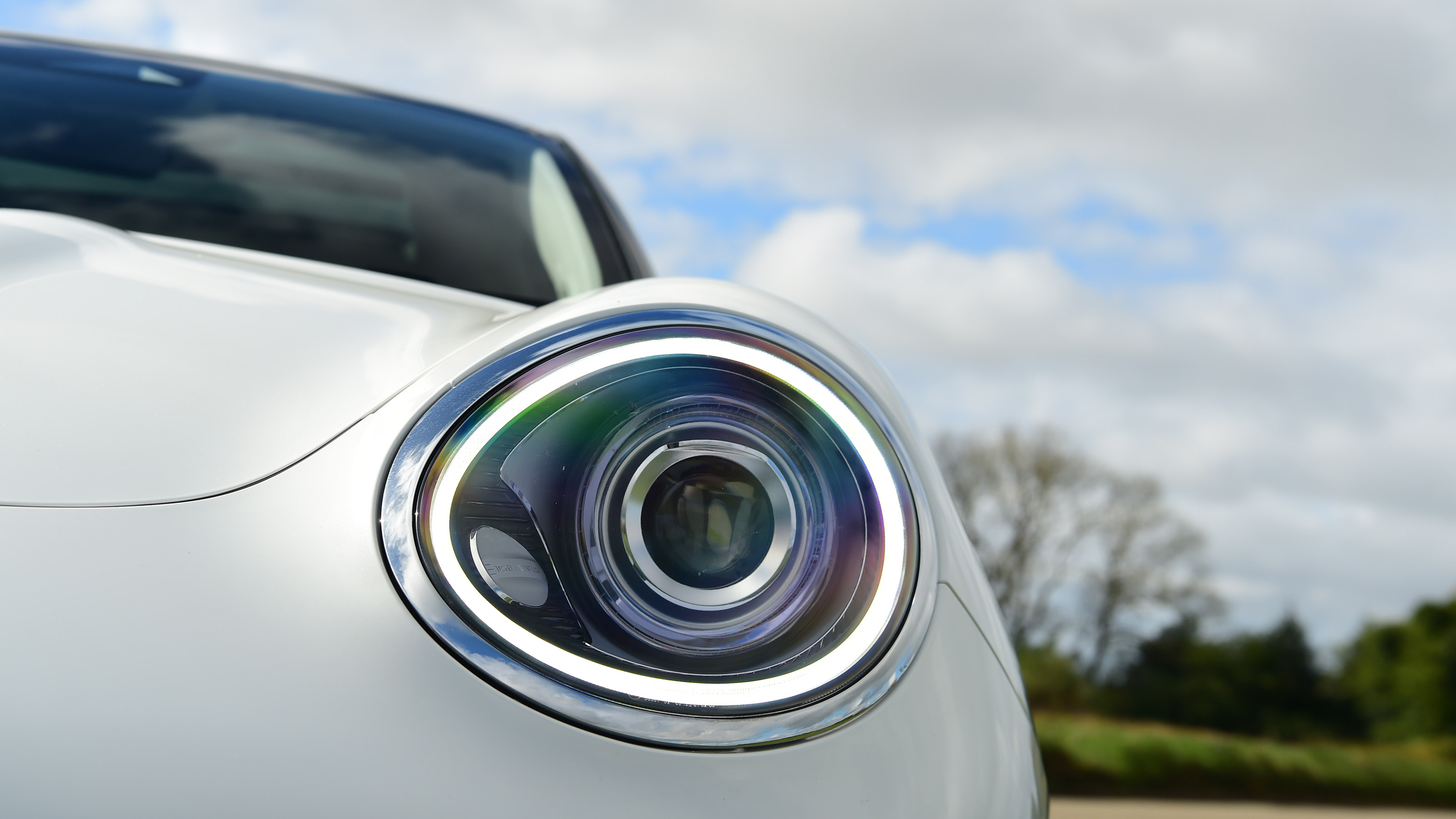 GWM Ora 03 PRO+ - front light