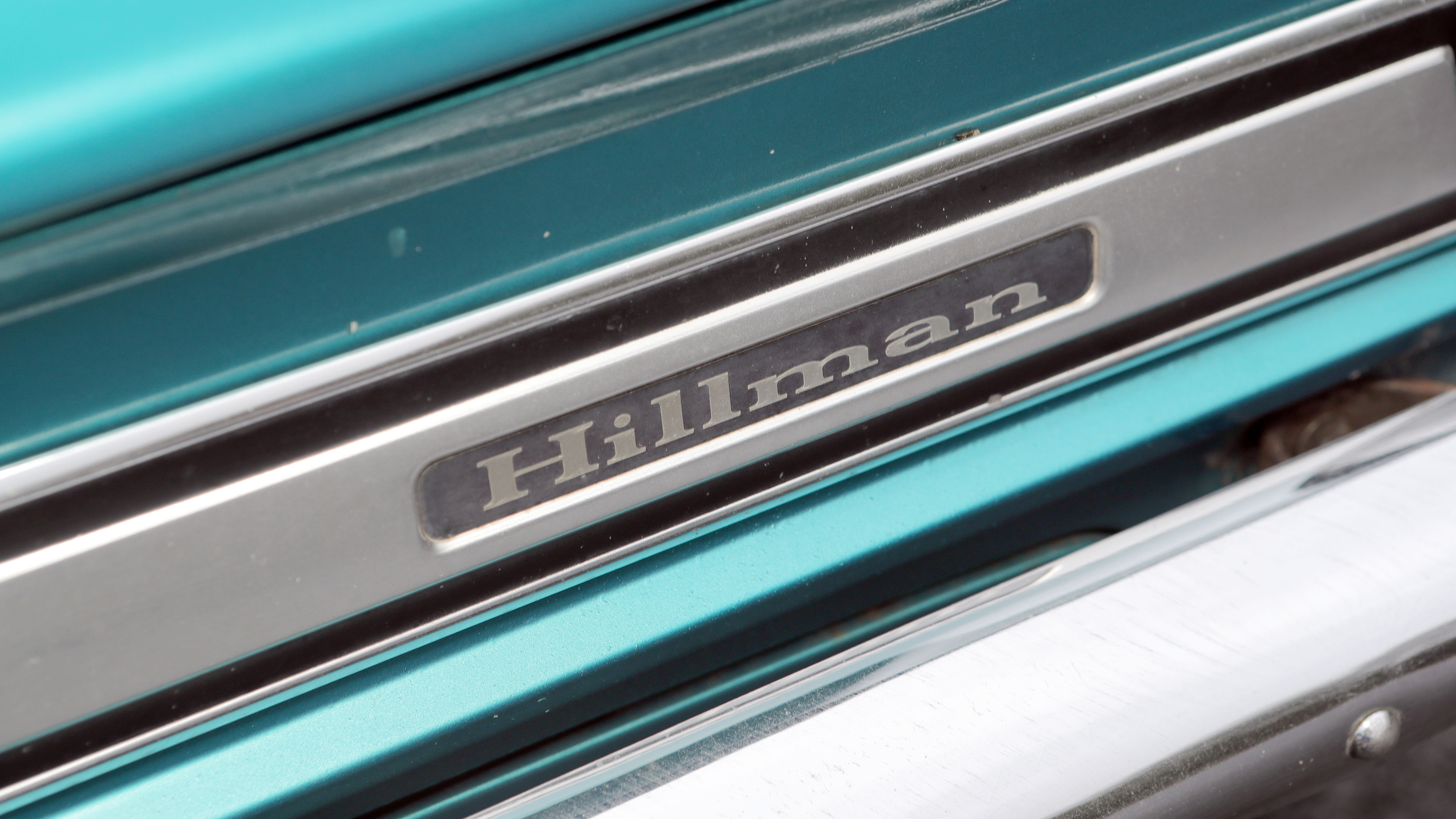 Hillman Imp - front badge