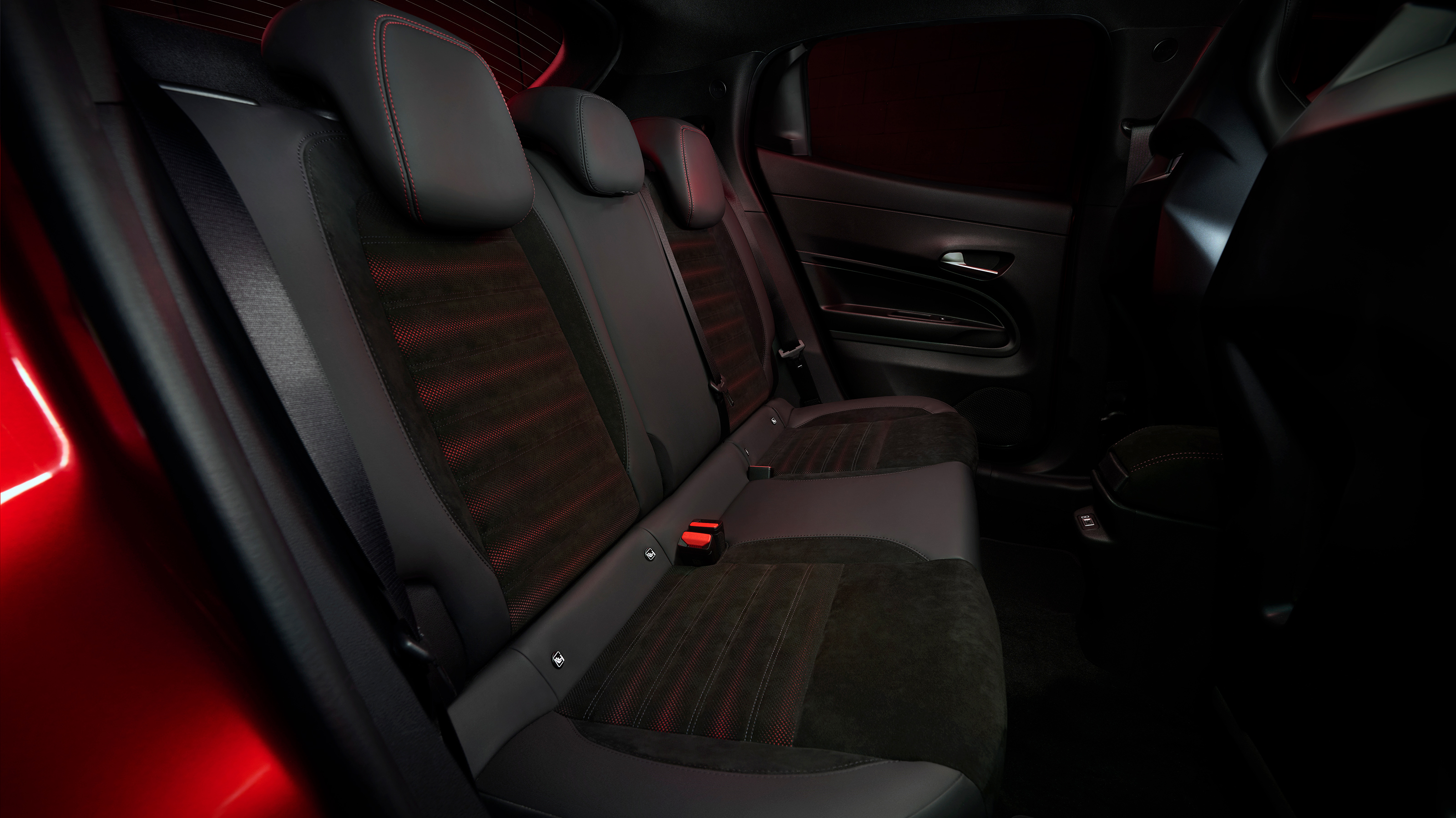 Alfa Romeo Milano - rear seats