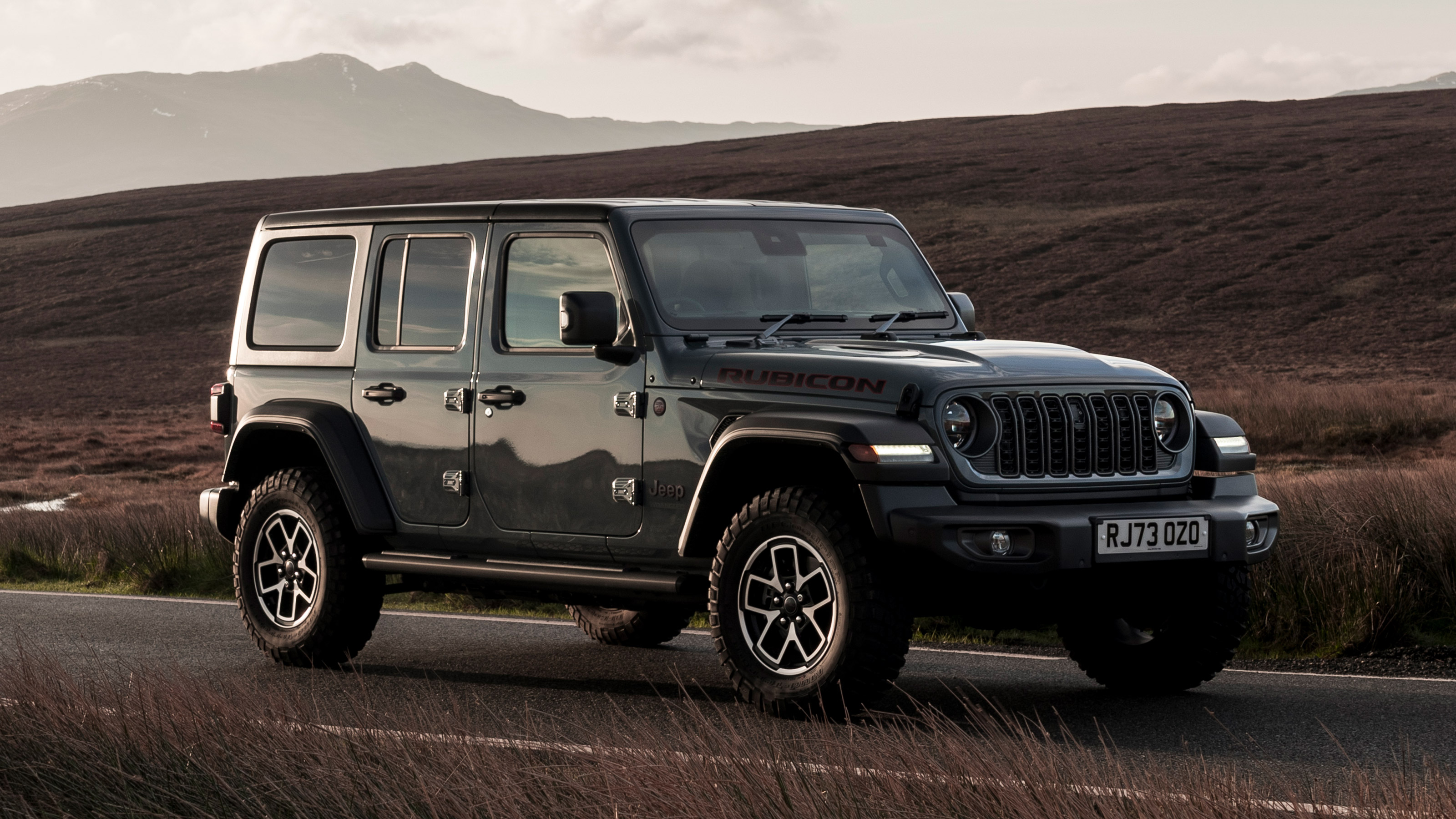 Jeep Wrangler Rubicon - front static