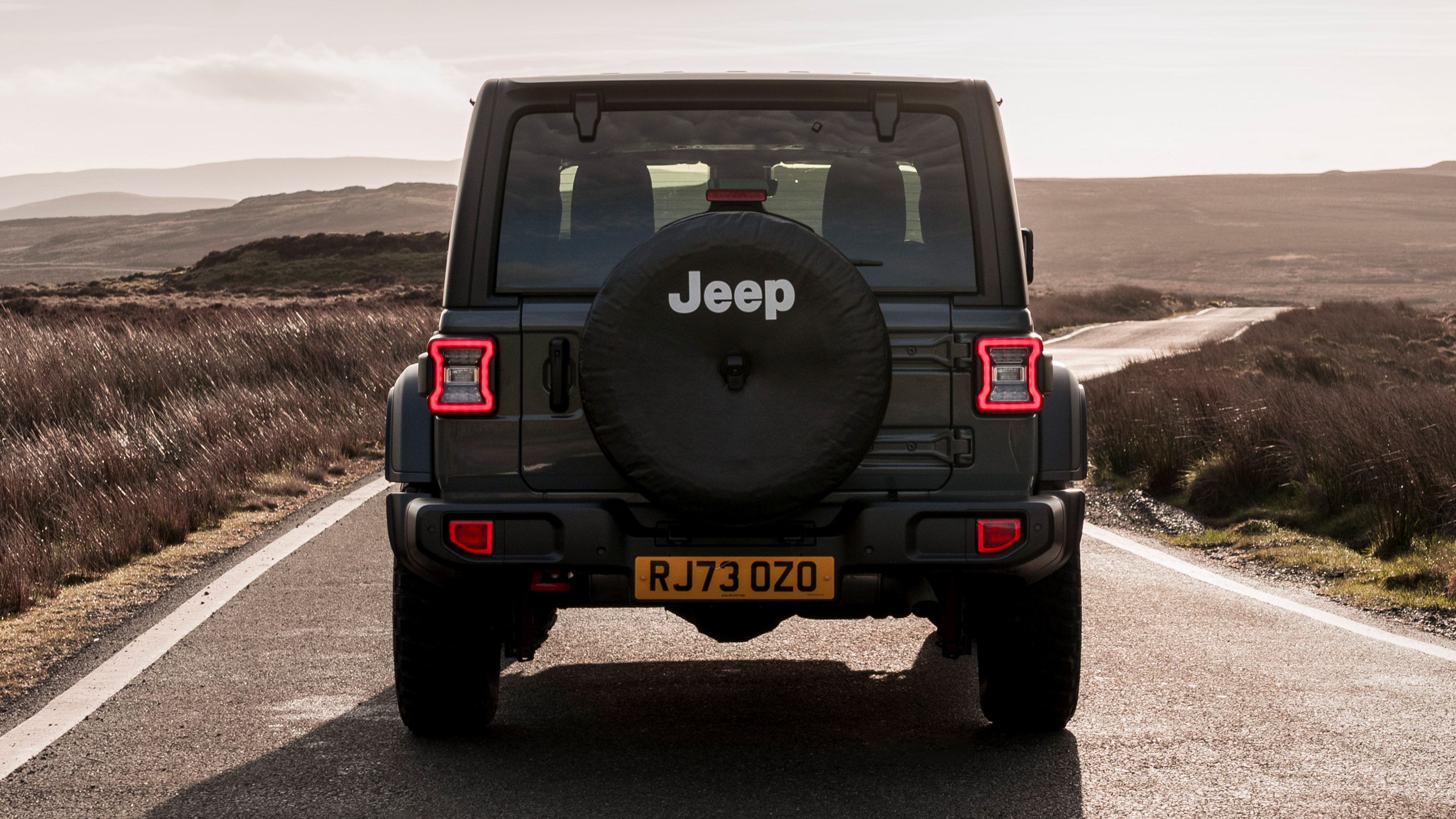 Jeep Wrangler Rubicon - full rear