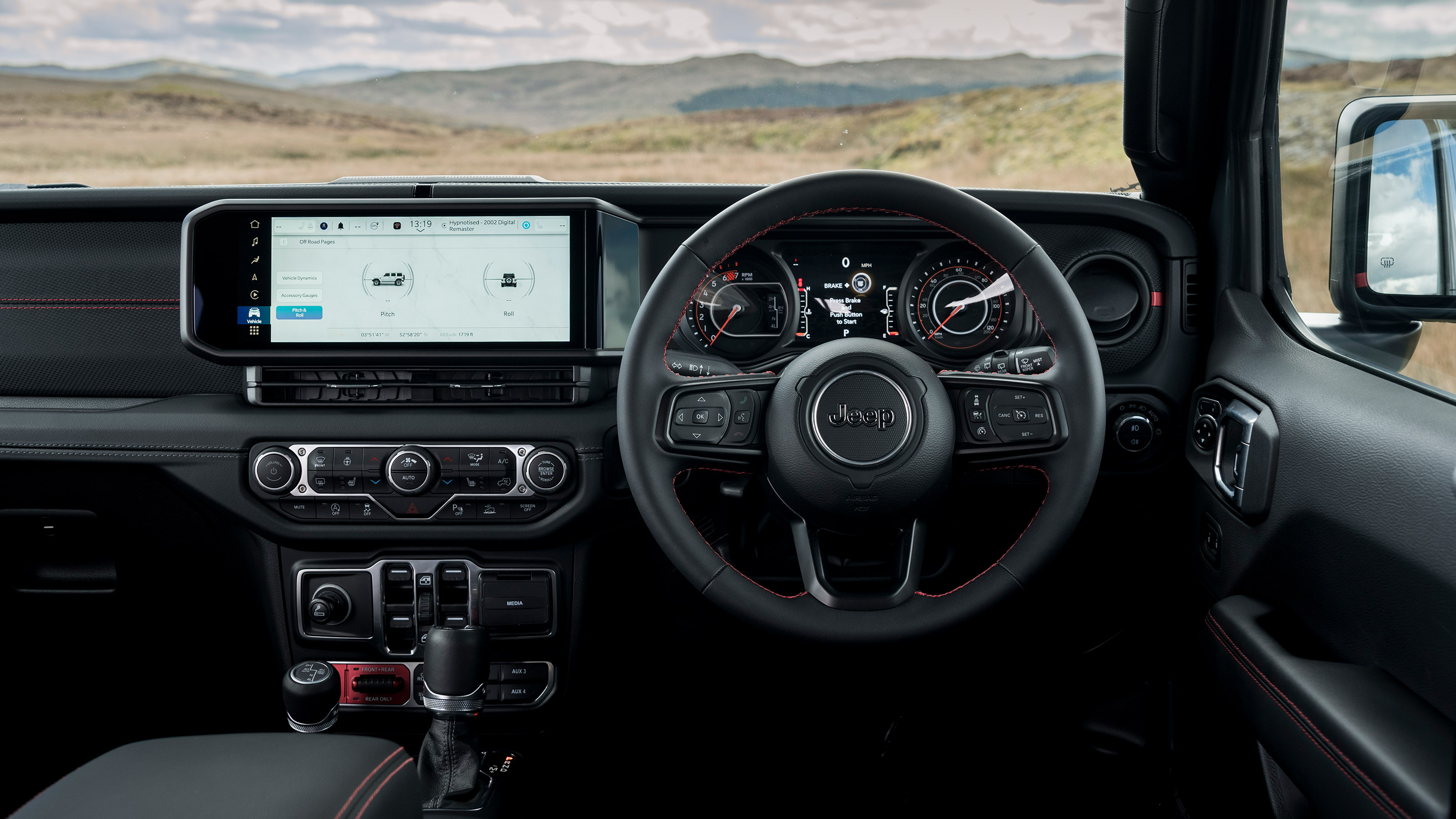 Jeep Wrangler Rubicon - dash
