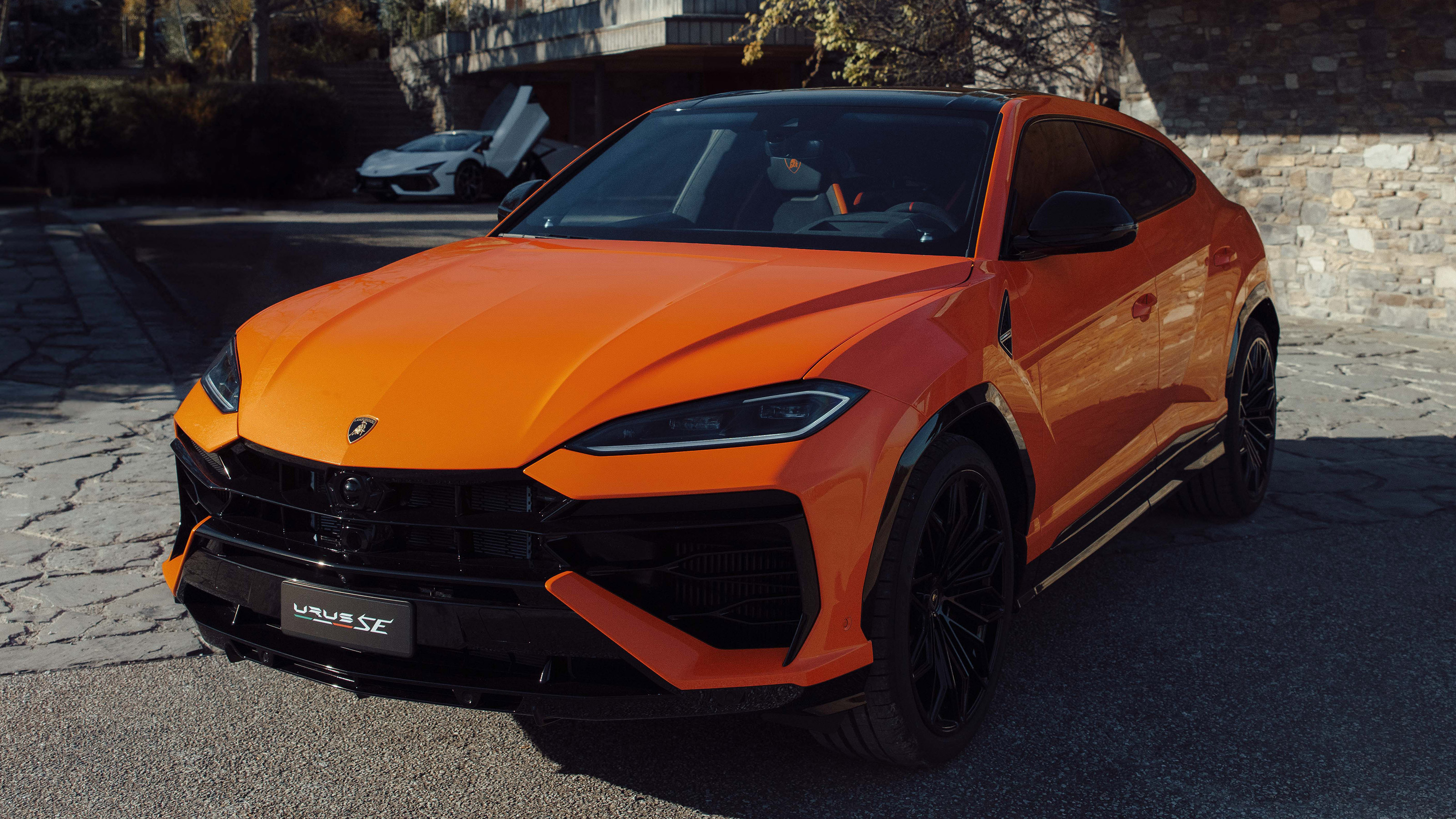 Lamborghini Urus SE - front