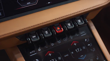 Lamborghini Urus SE - interior detail