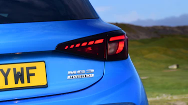 MG3 - tail light