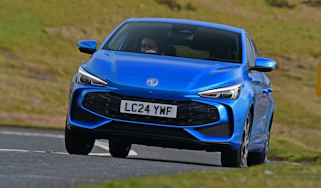MG3 - front cornering