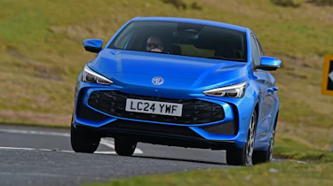 MG3 - front cornering