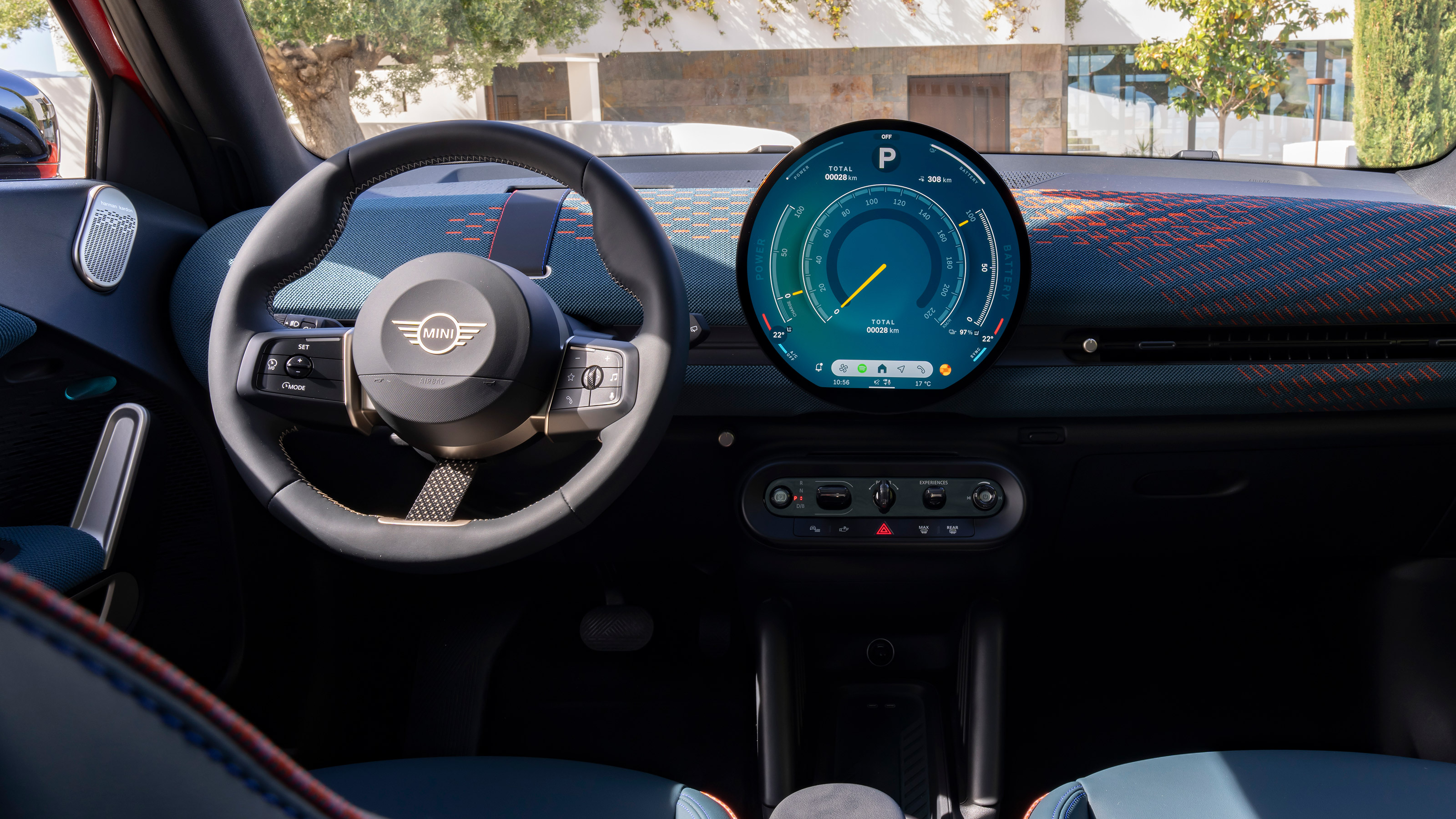 MINI Aceman - dash