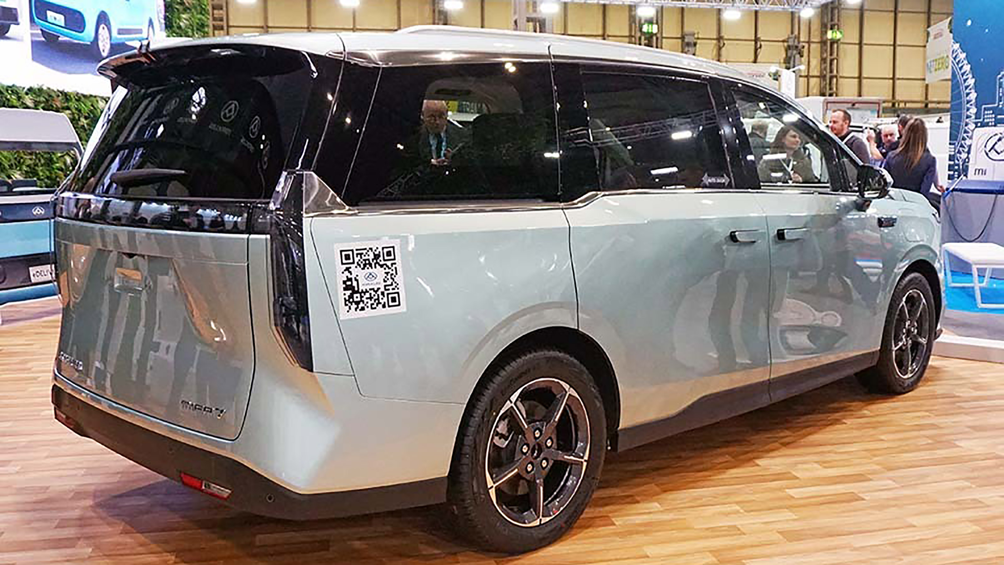 Maxus Mifa 7 CV show - rear