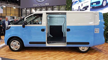 Maxus eDeliver 5 CV show - side