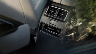 Mazda CX-80 - interior