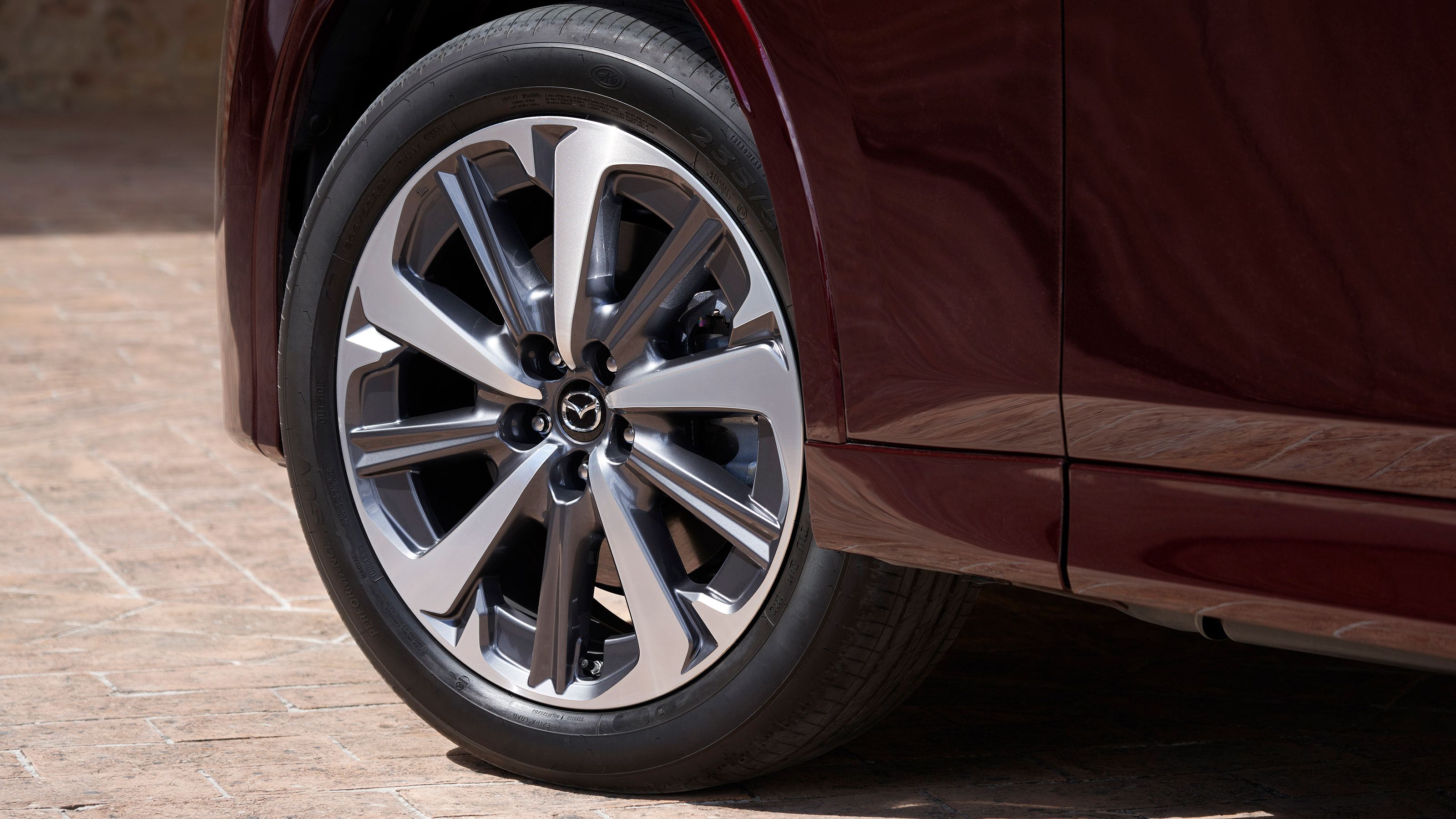 Mazda CX-80 - wheel