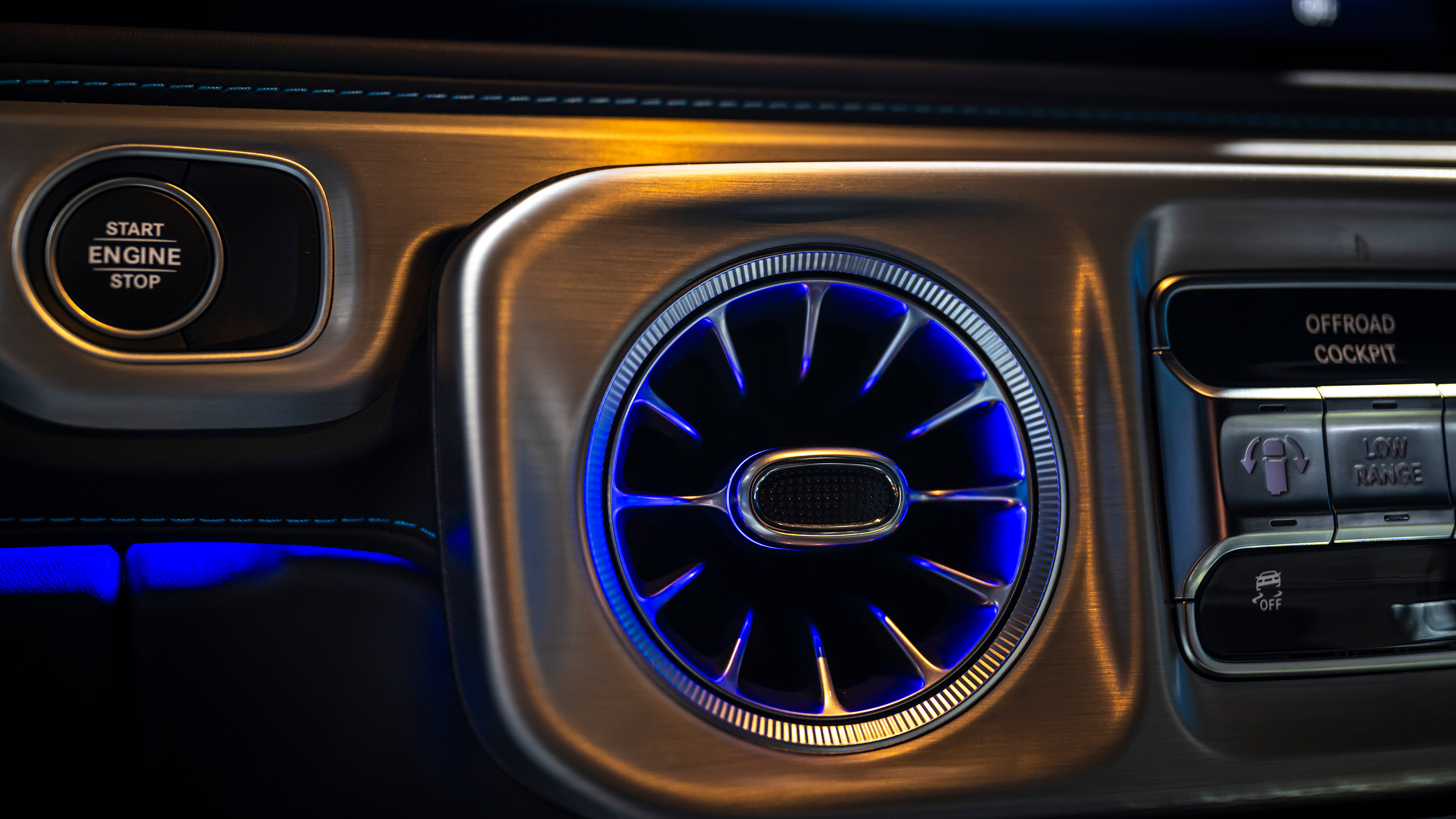 Mercedes G 580 with EQ Technology - vent