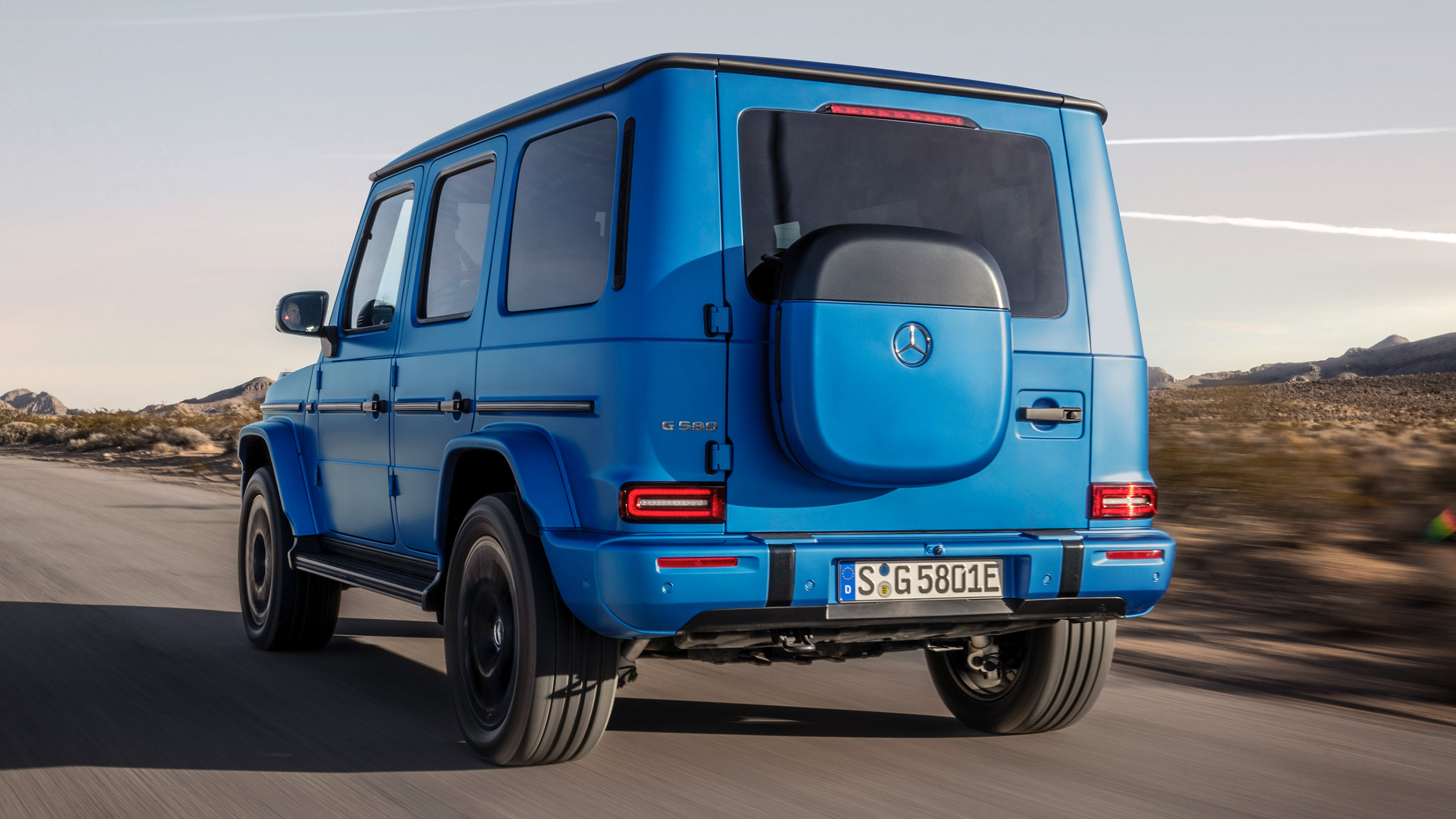 Mercedes G 580 with EQ Technology - rear