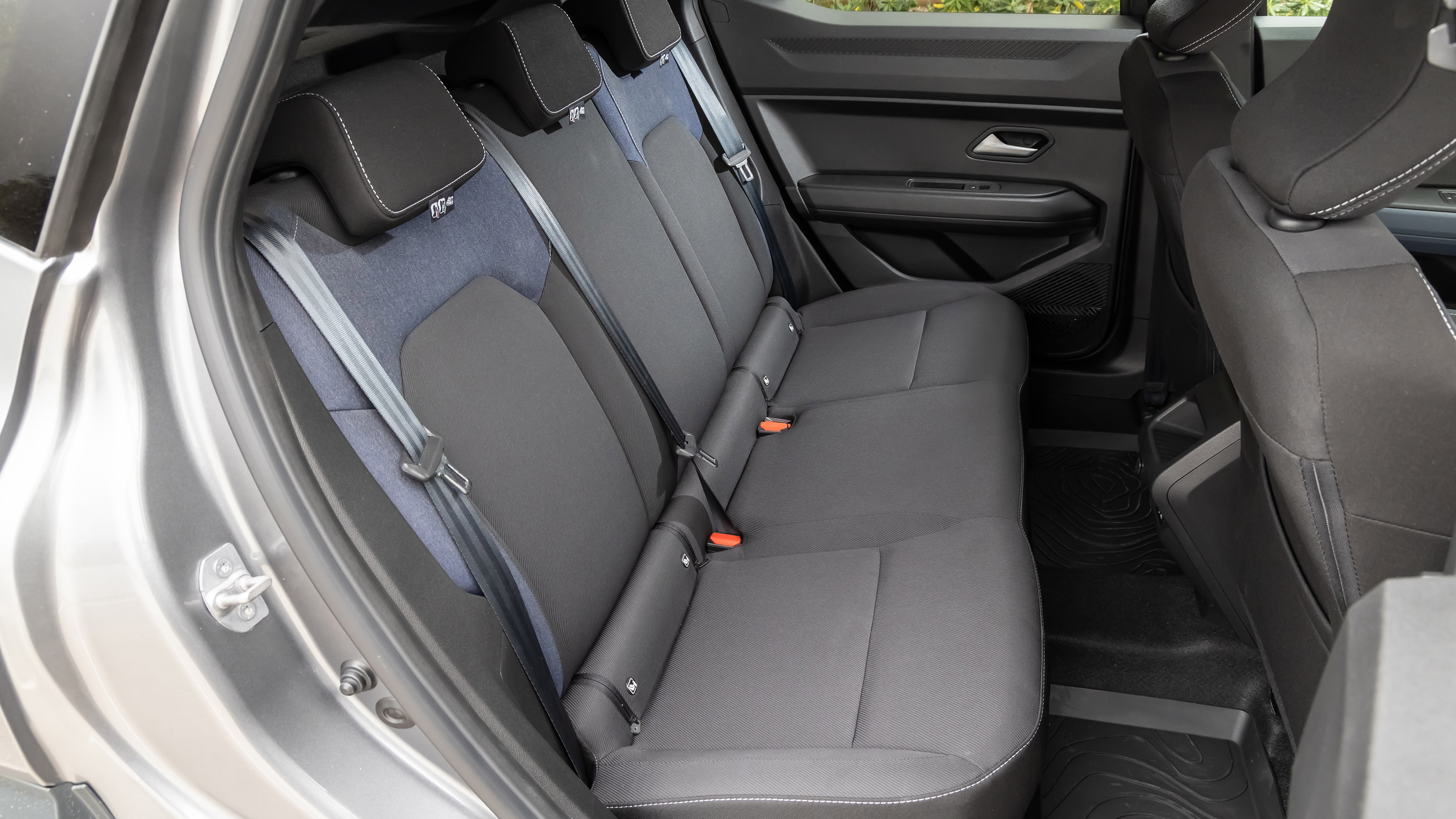 Dacia Duster - rear seats