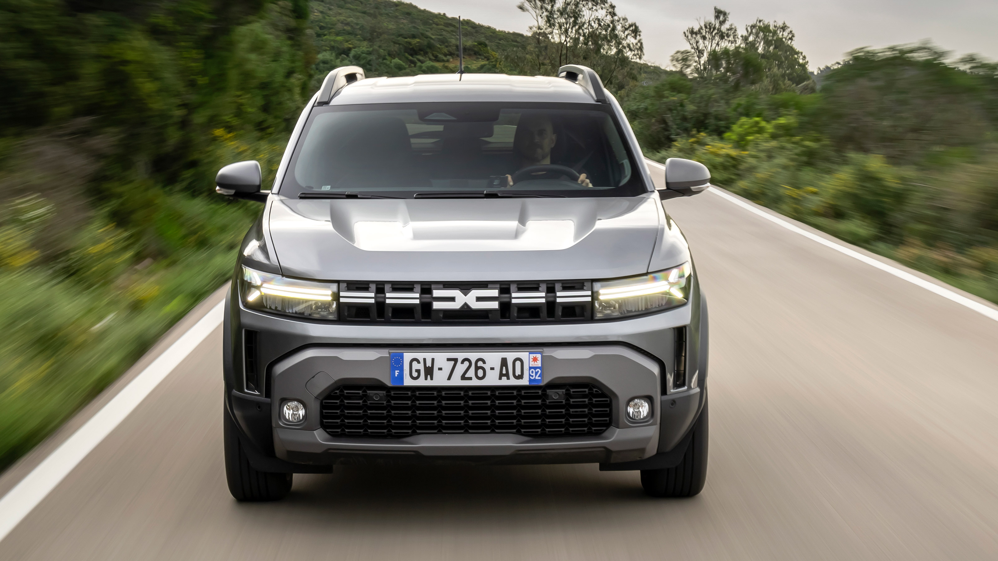 Dacia Duster - full front