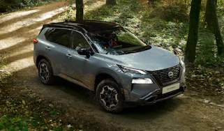 New Nissan X-Trail N-Trek - off-road front cornering