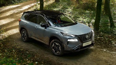 New Nissan X-Trail N-Trek - off-road front cornering