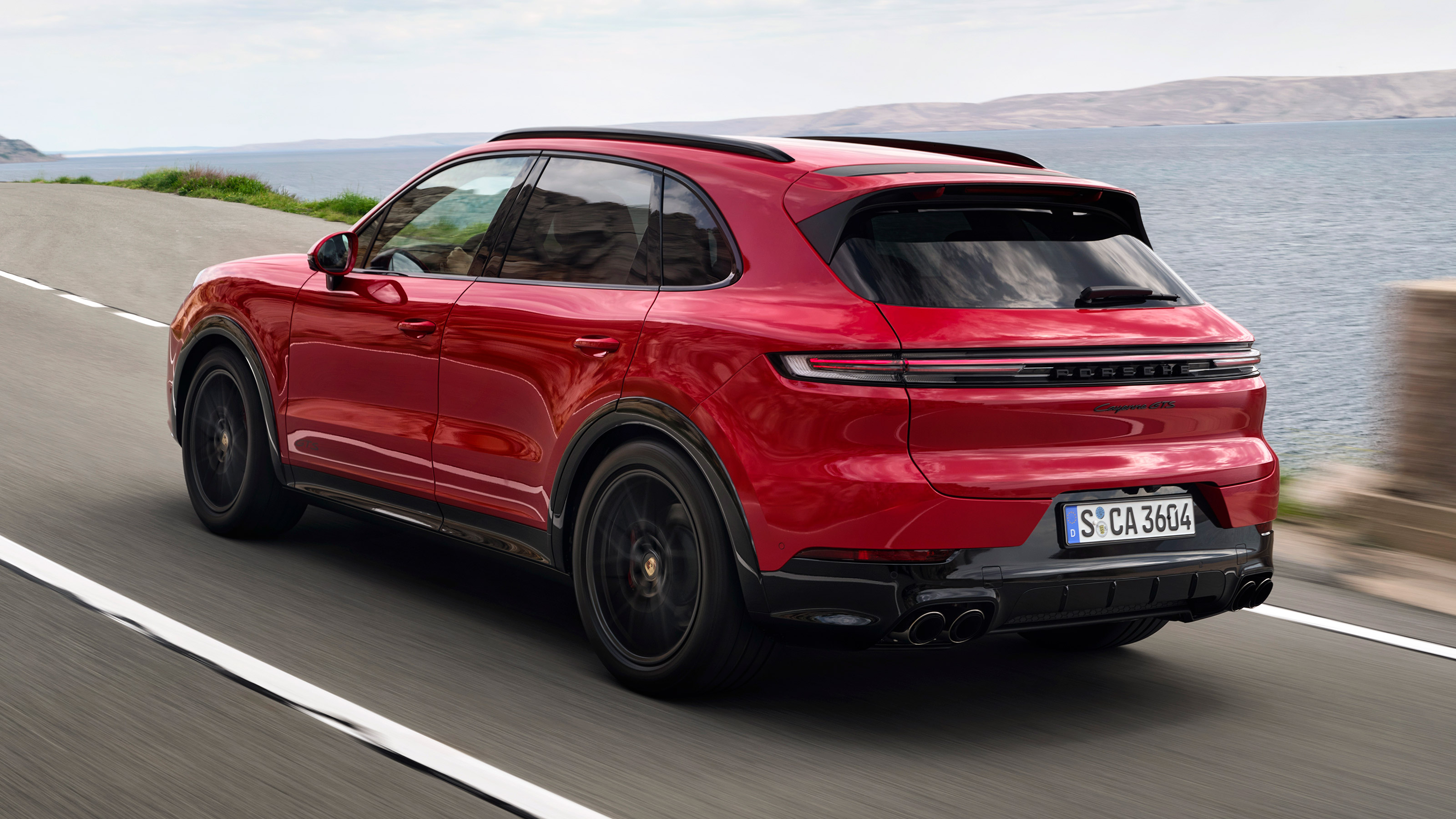 Porsche Cayenne GTS - rear