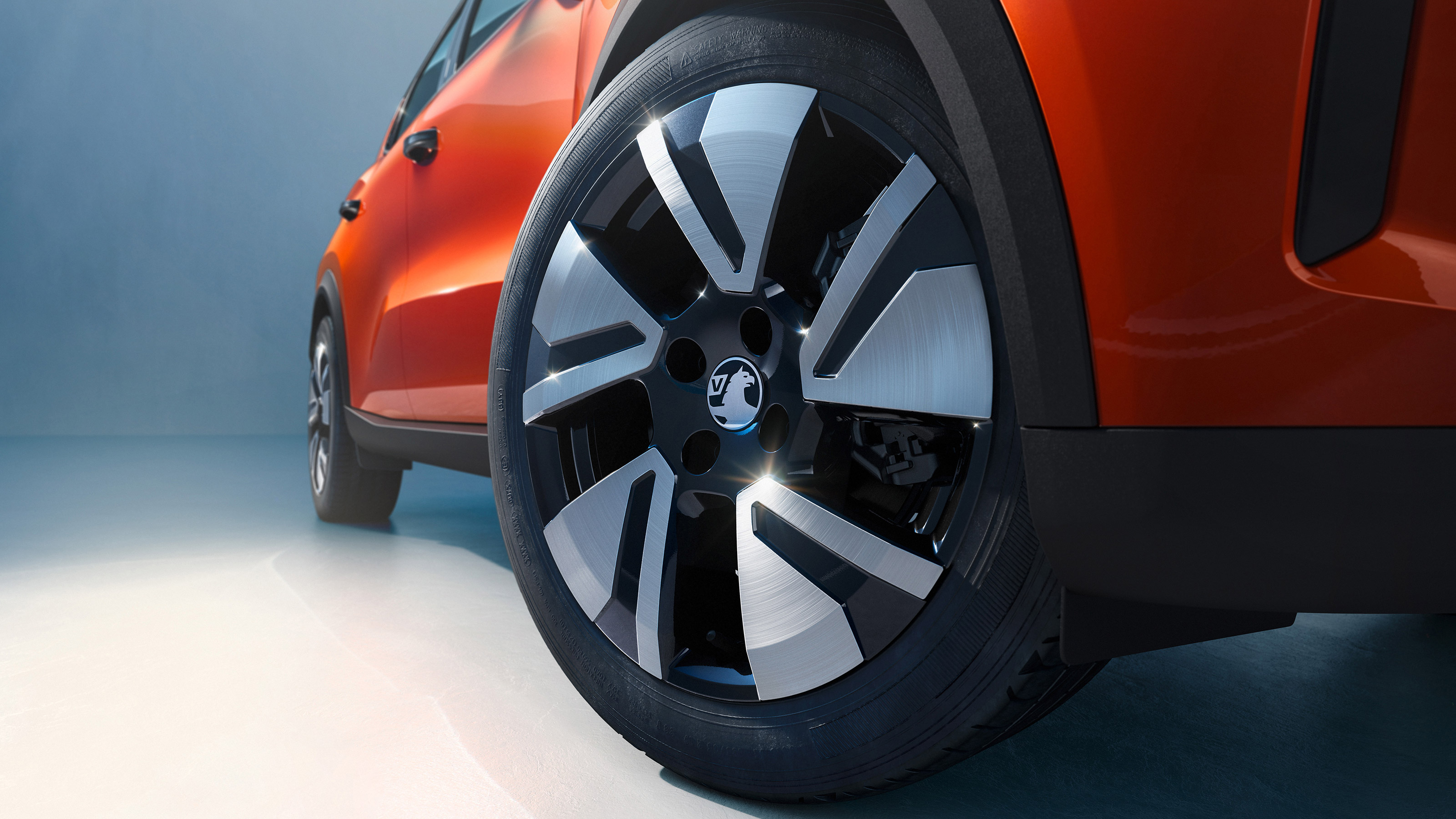 Vauxhall Frontera - wheel