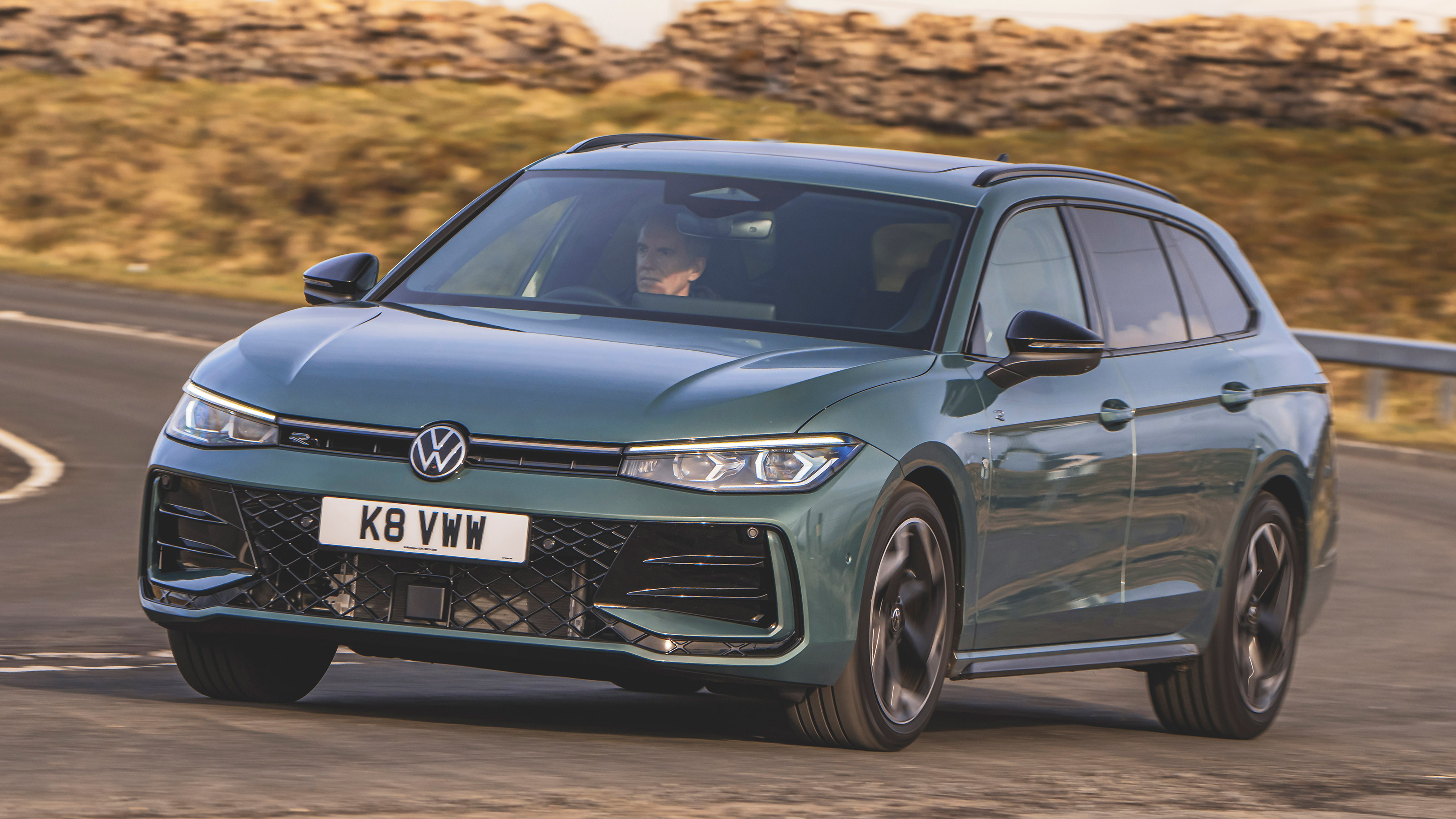 Volkswagen Passat Estate UK - front action