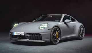 Porsche 911 GTS - front