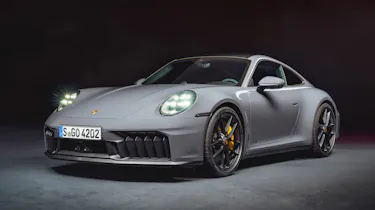 Porsche 911 GTS - front