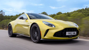 Aston Martin Vantage - front
