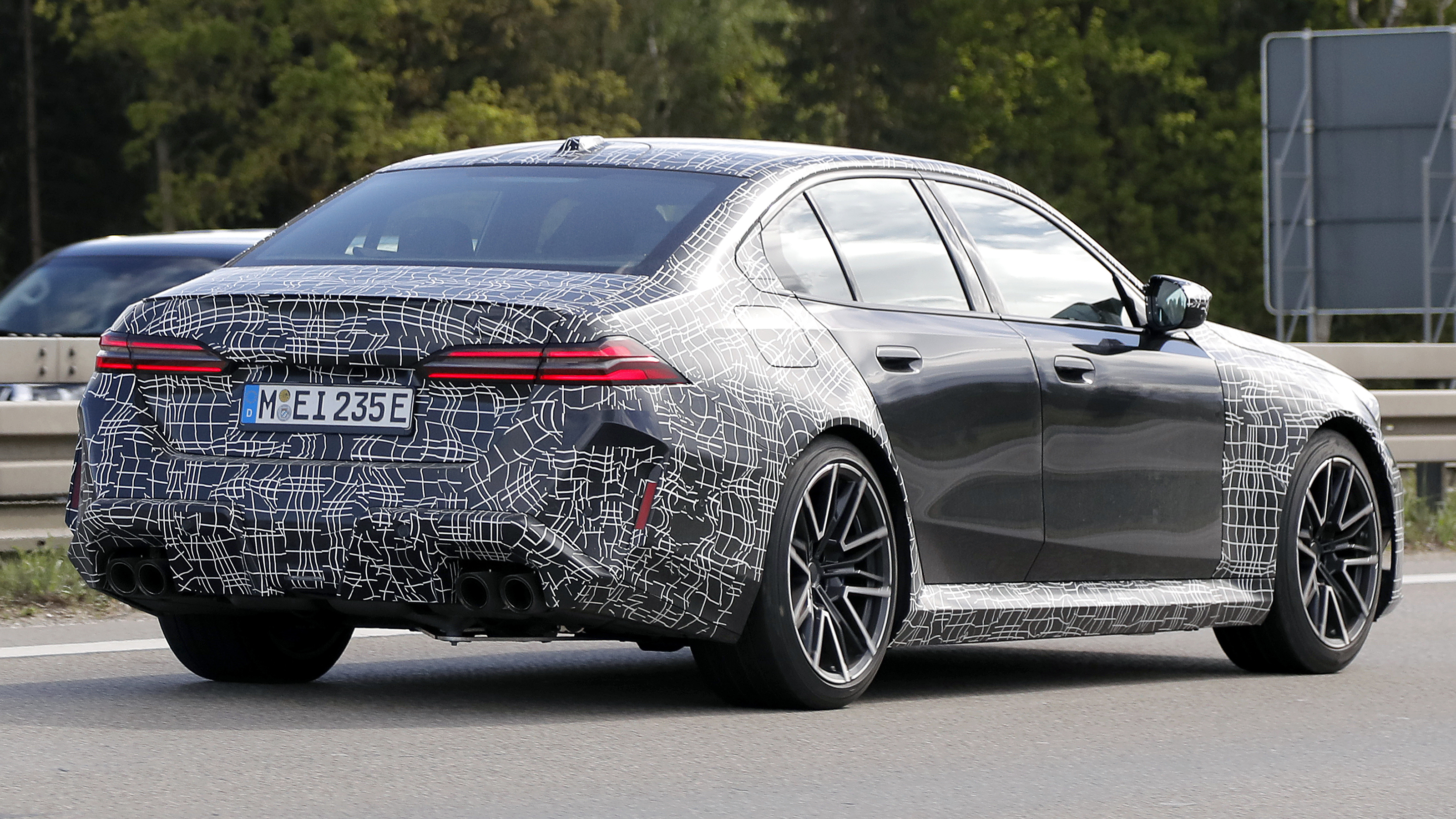 M5 spy shot - rear 3/4 on the road