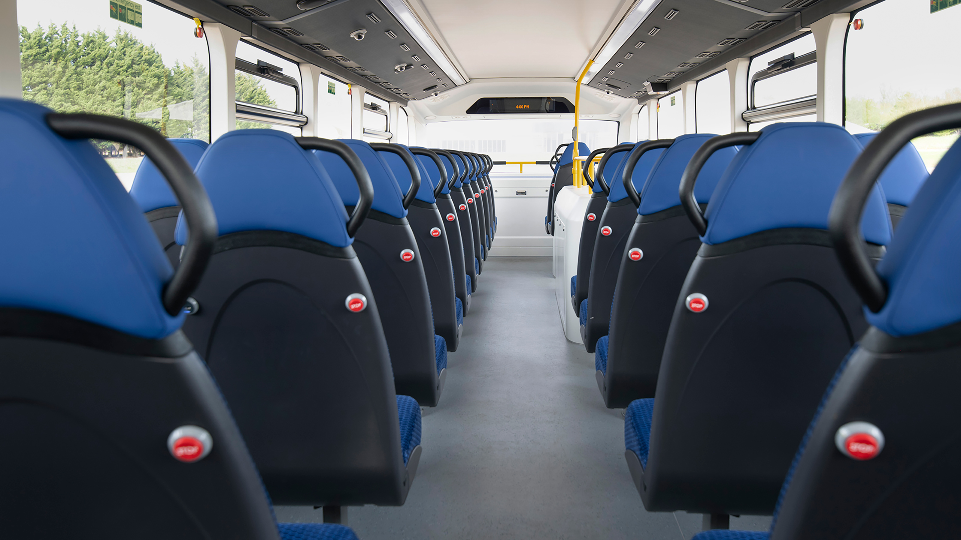 BYD BD11 - interior, upper deck 