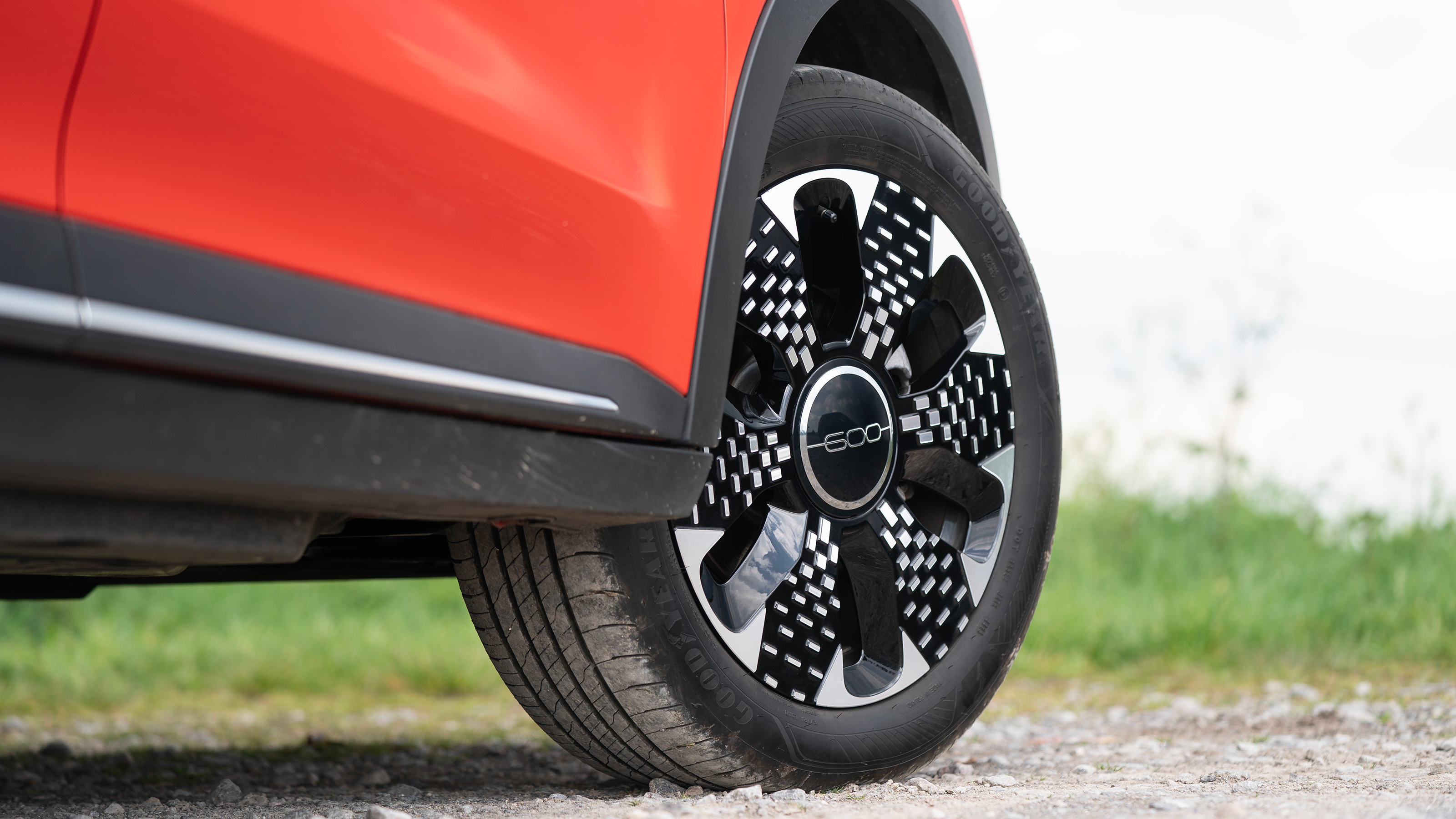 Fiat 600e - wheel