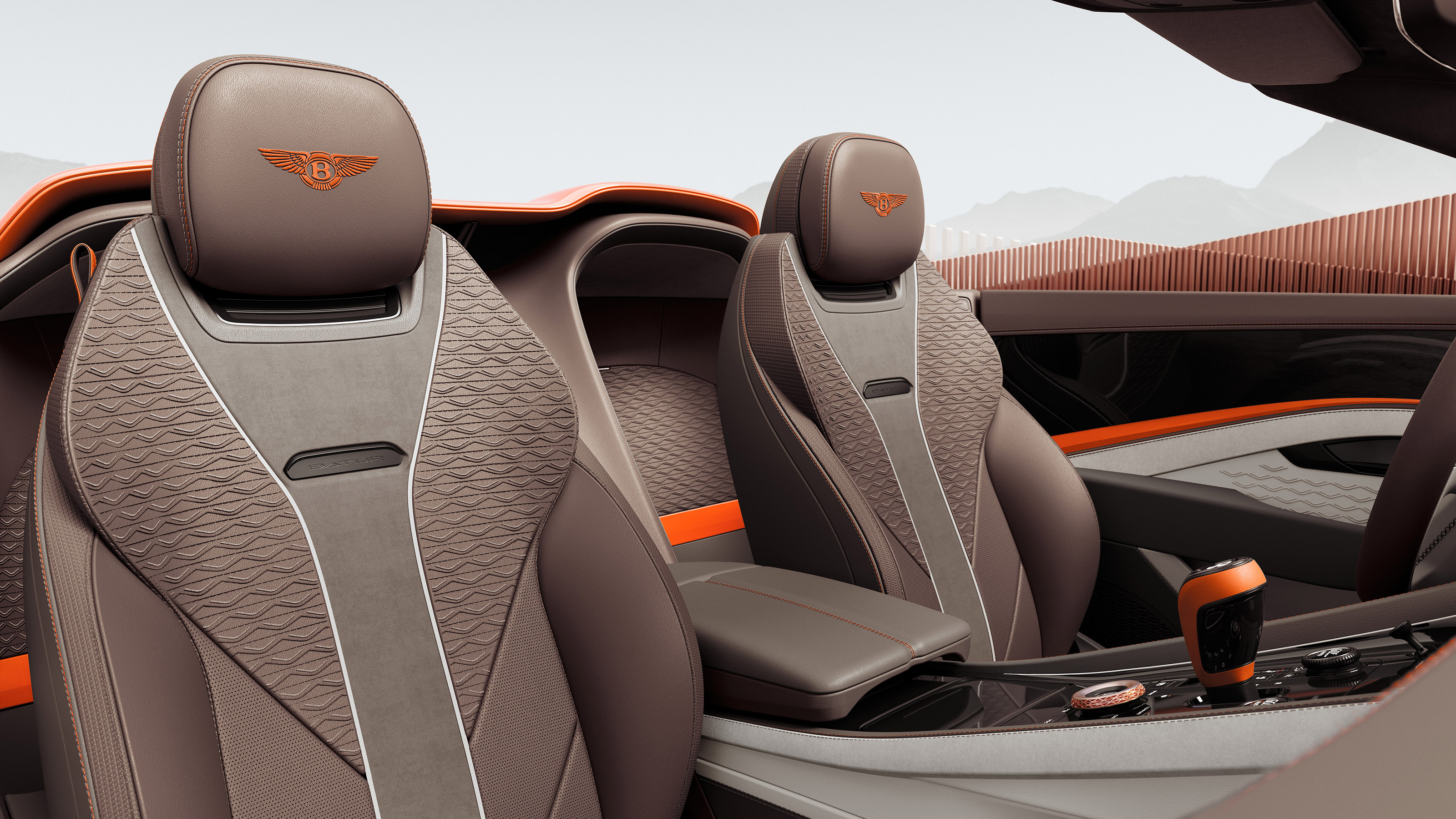 Bentley Batur Convertible - seats